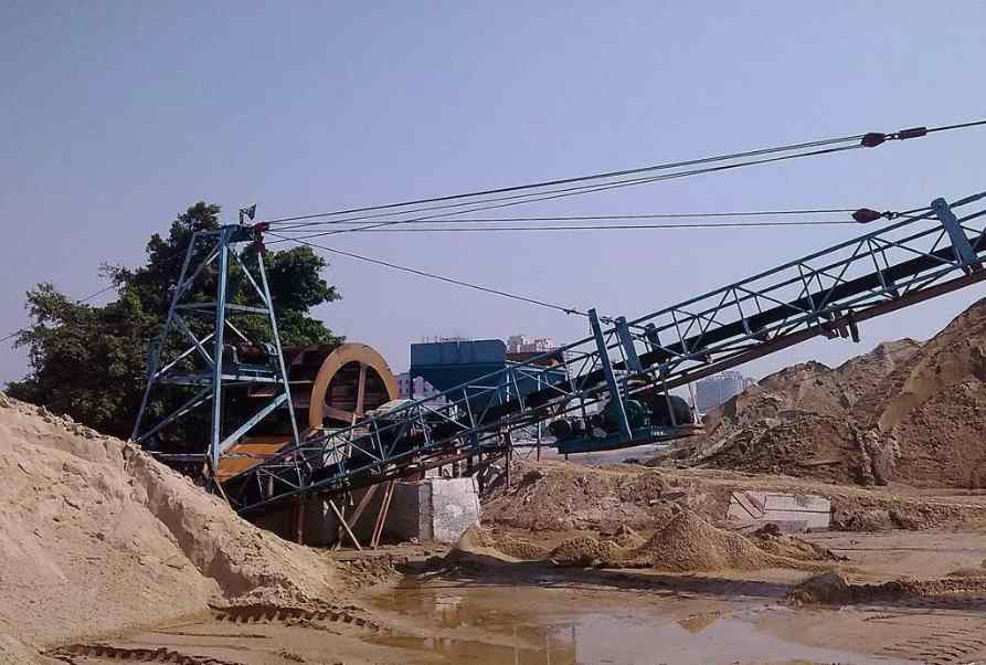 洗砂場(chǎng)帶式壓濾機(jī)工作原理(洗沙污水處理壓濾機(jī)用途) 洗砂場(chǎng)帶式壓濾機(jī)工作原理(洗沙污水處理壓濾機(jī)用途)